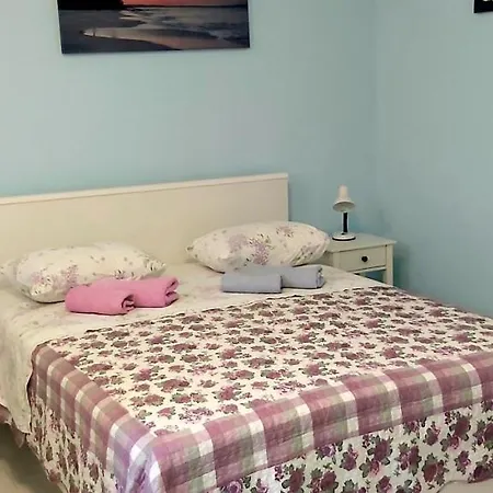 Ella Apartman *